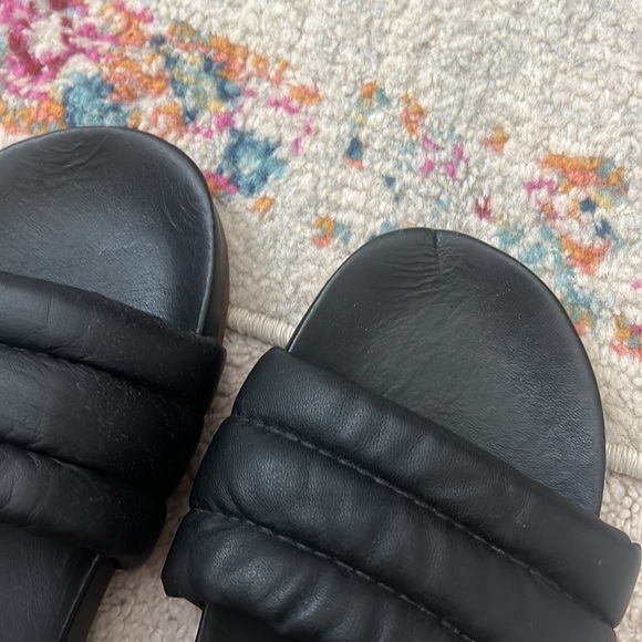 KAANAS slides - Picture 3 of 6